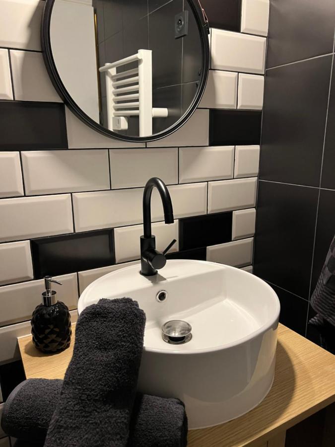 Beau T3 Style Industriel N20 Orly Paris Wifi Underground Industry Apartment La Ville-du-Bois Luaran gambar
